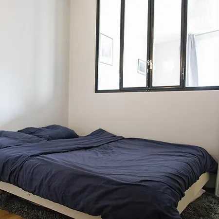 Superb Appt In The Batignolles District * Париж