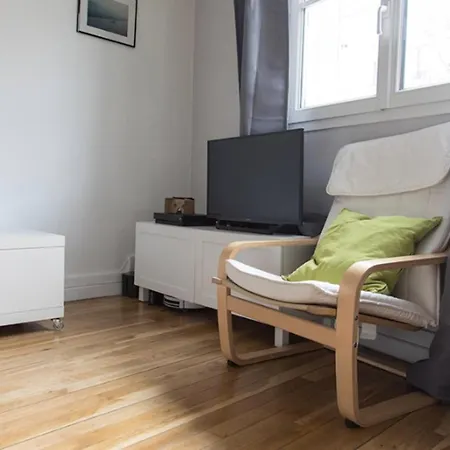 Superb Appt In The Batignolles District Париж